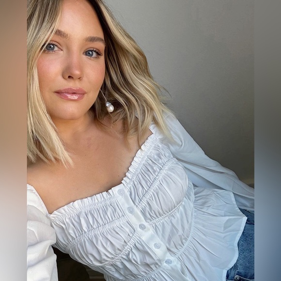 LONG SLEEVE SMOCKED SQUARE NECK TOP - Picture 1 of 12